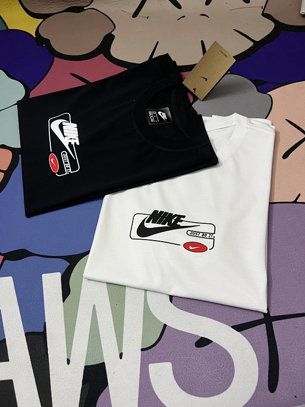 耐克AIR纯棉短袖 In stock detail view 2