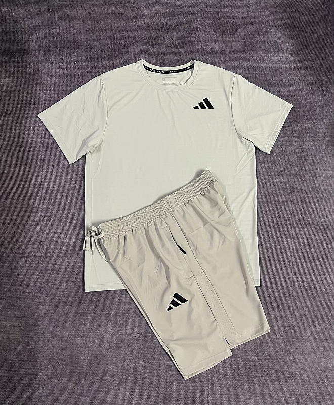 Adidas锦纶冰丝套装 In stock detail view 4