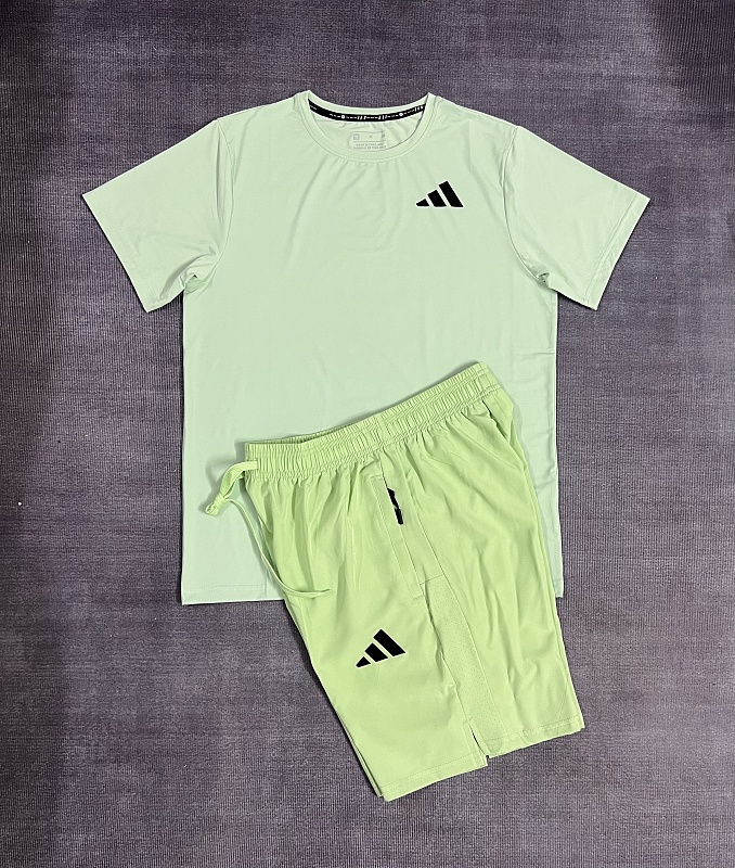 Adidas锦纶冰丝套装 In stock detail view 3