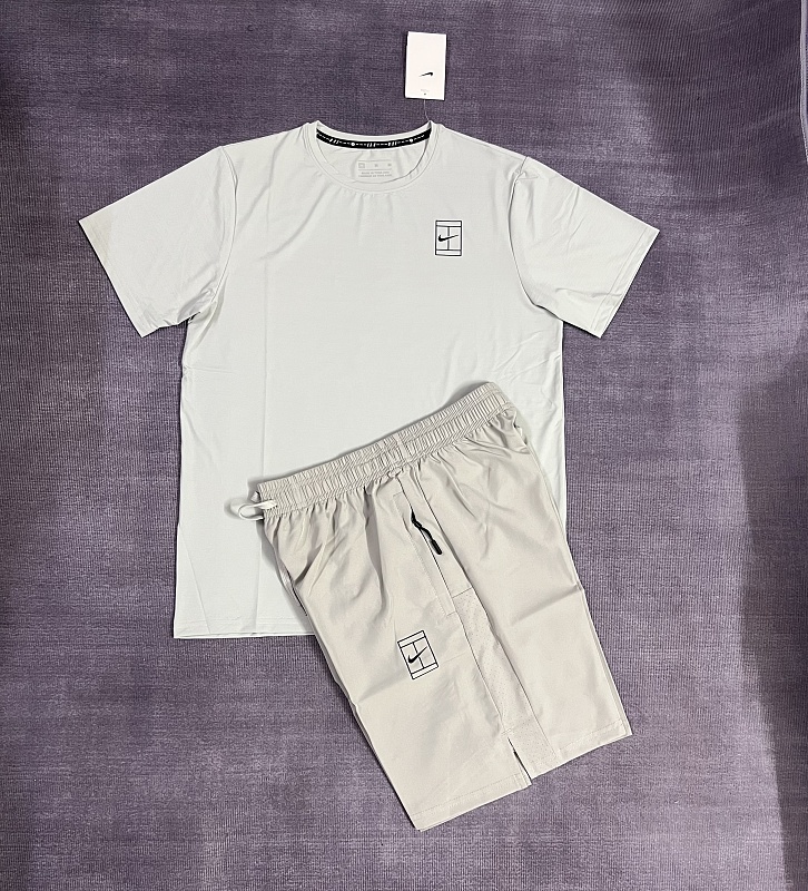 耐克锦纶冰丝套装 In stock detail view 2