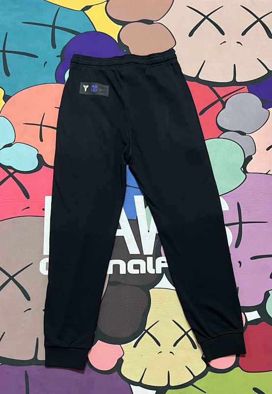 科比联名巴萨长裤 In stock detail view 6