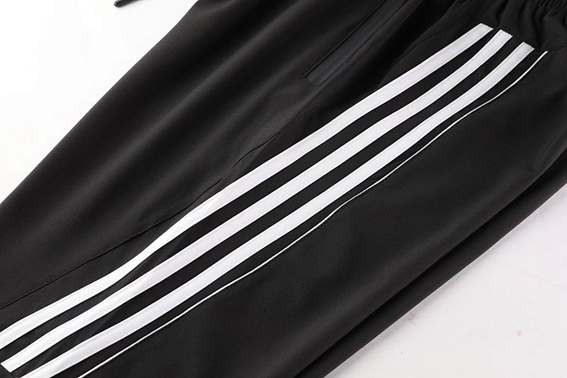 阿迪达斯长裤 In stock detail view 4