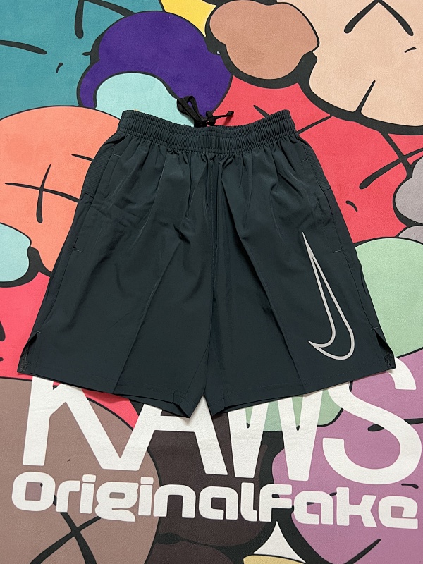 耐克速干短裤 In stock detail view 6