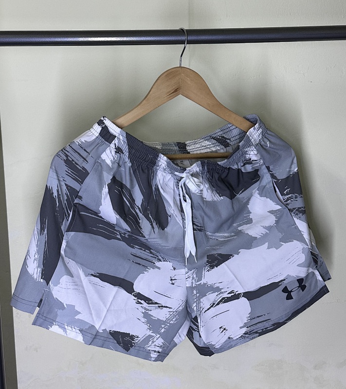 安德玛速干三分裤 In stock detail view 6