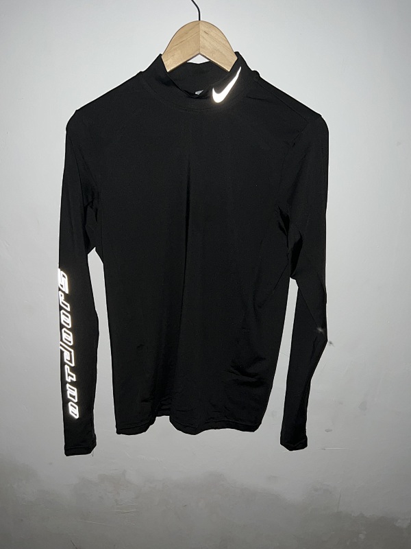 耐克紧身衣 In stock detail view 4