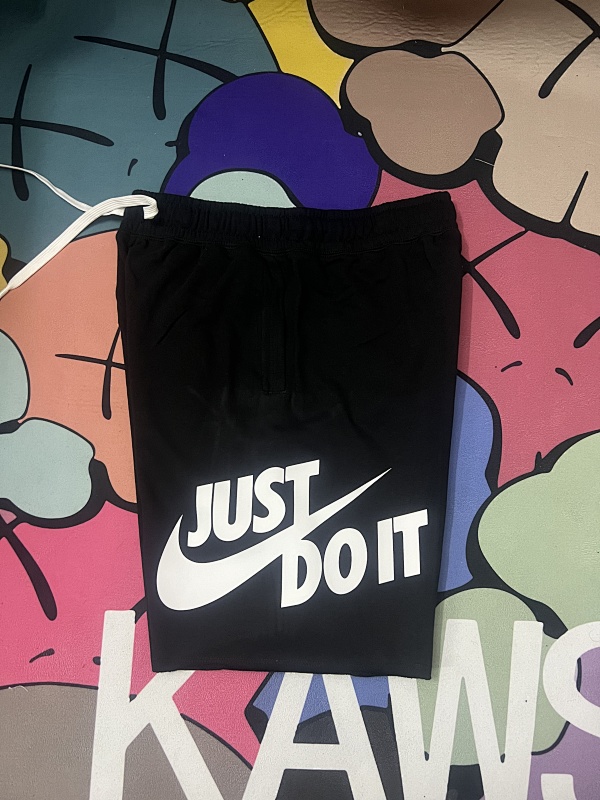 耐克大LOGO纯棉短裤 In stock detail view 8