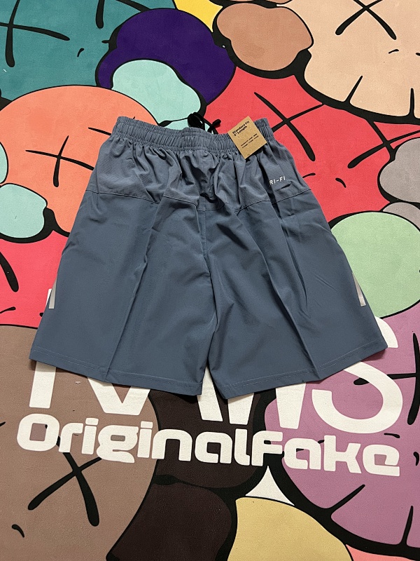 耐克速干短裤 In stock detail view 9