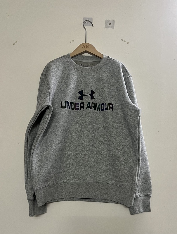 安德玛圆领卫衣 In stock detail view 12