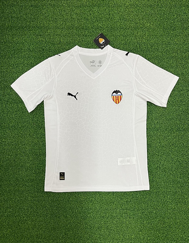 Valencia Home Soccer Jersey 2025/26 product detail