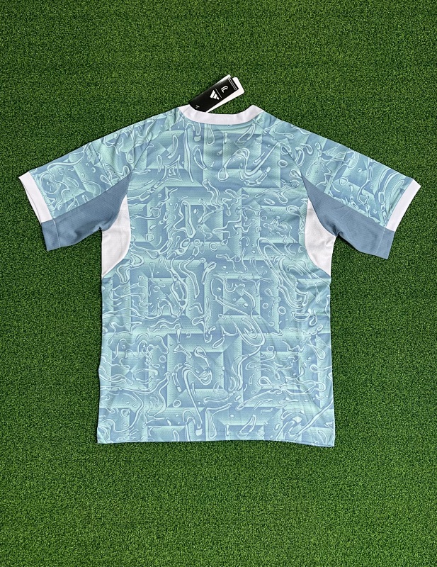 Juventus Away Soccer Jersey 2025/26 detail view 2