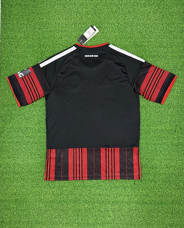 Eintracht Frankfurt Home Soccer Jersey 2026/27 detail view 2