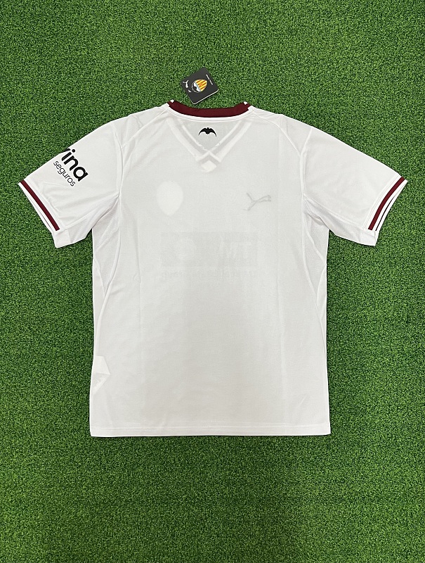 Valencia Home Soccer Jersey 2026/27 detail view 2