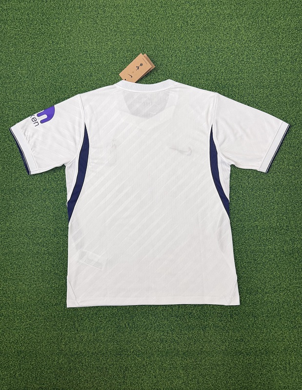 Tottenham Hotspur Home Soccer Jersey 2026/27 detail view 2