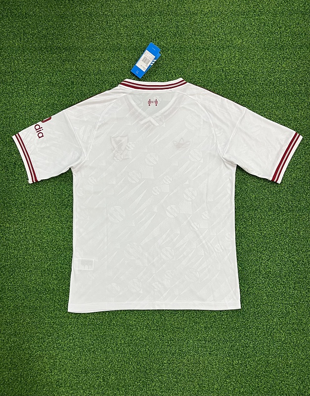 Liverpool Away Soccer Jersey 2026/27 detail view 2