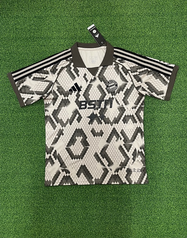 Bayern Munich Collaboration Edition Soccer Jersey 2025/26 product detail