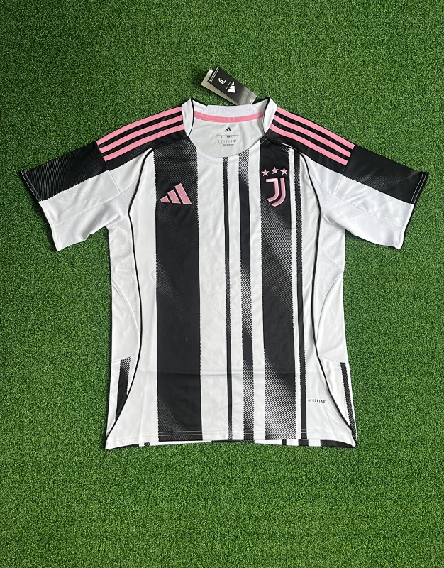 Juventus Home Soccer Jersey 2025/26 product detail
