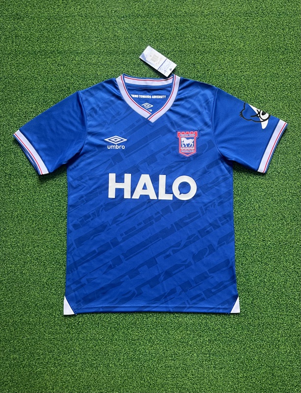 Ipswich Town Home Soccer Jersey 2025/26 product detail