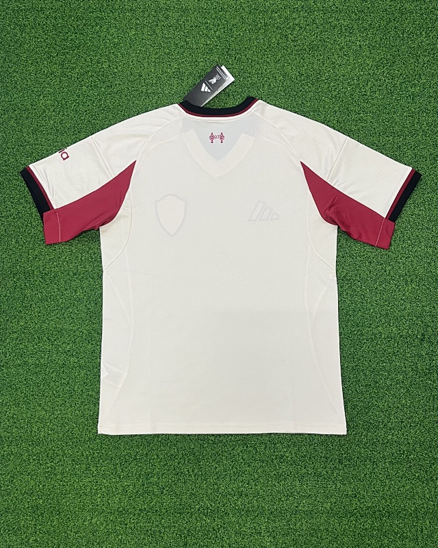 Liverpool Away Soccer Jersey 2025/26 detail view 2