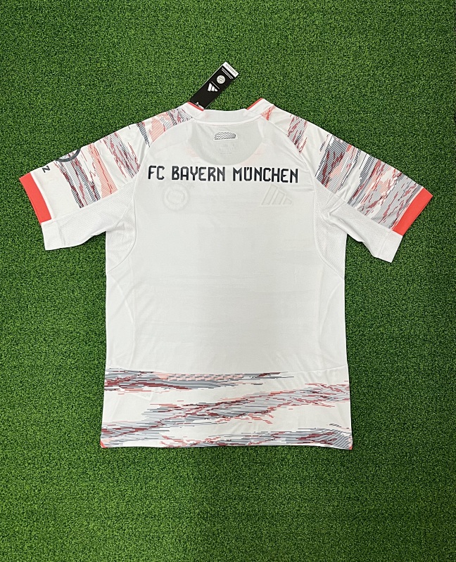 Bayern Munich Soccer Jersey 2025/26 detail view 2