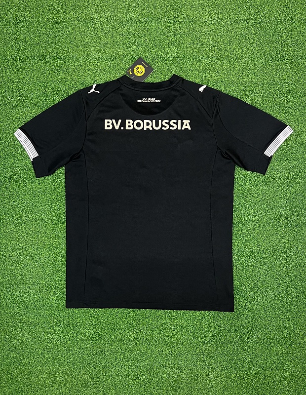 Borussia Dortmund Special Edition Soccer Jersey Special Edition detail view 2