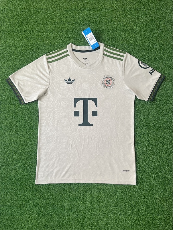Bayern Munich Soccer Jersey 2025/26 product detail